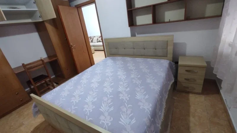 Tirane,Don Bosko  jepet me qera apartament 1+1 Kati 2, 70 m² 400 € (Rruga panorama)ish hipoteka