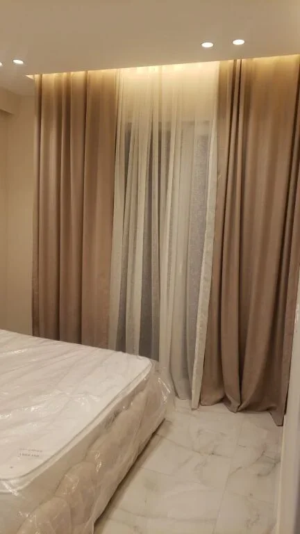 Tirane, jepet me qera apartament 1+1+Ballkon Kati 6, 70 m² 600 € (Rruga Dritan Hoxha E88)