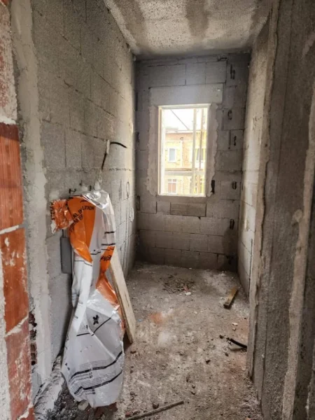 Tirane, shitet apartament 2+1 Kati 1, 100 m² (Mihal grameno)