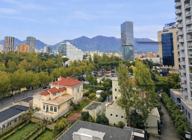 Tirane, jepet me qera zyre , 170 m² 1.950 € (Blloku, Tirane)