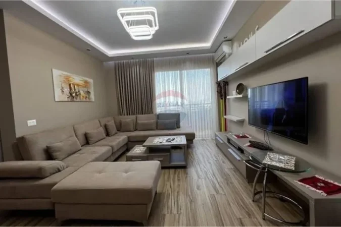 Tirane, jepet me qera apartament , 110 m² 1.000 € 