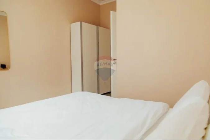 Tirane, jepet me qera apartament , 57 m² 750 € (Garda)