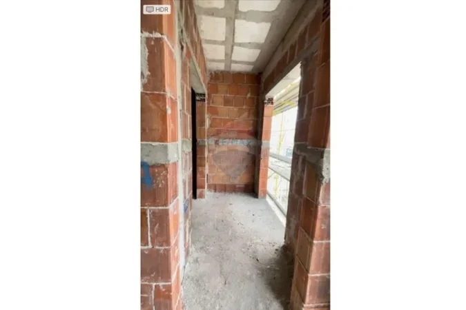 Tirane, shitet apartament 1+1 Kati 4, 68 m² 92.350 € 