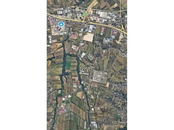 Tirane, shes toke , 7.500 m² 562.500 € 