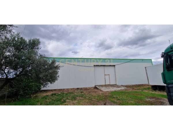 Tirane, shes toke , 1.600 m² 450.000 € 