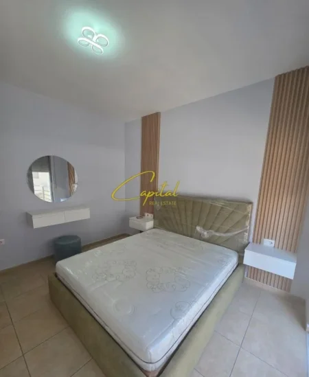 Tirane, jepet me qera apartament 1+1 Kati 2, 68 m² 500 € (5 MAJI)