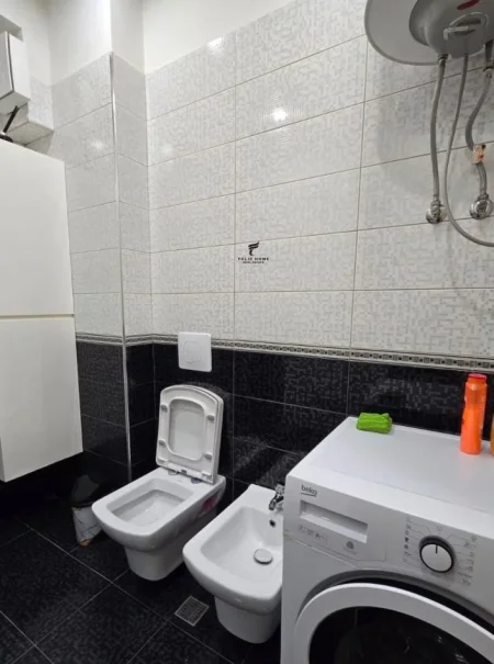 Tirane, jepet me qera apartament 1+1 Kati 2, 63 m² 650 € (ISH RESTORANT DURRESI)