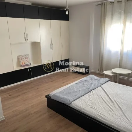 Tirane, jepet me qera apartament 2+1 Kati 2, 80 m² 450 € (Misto Mame)