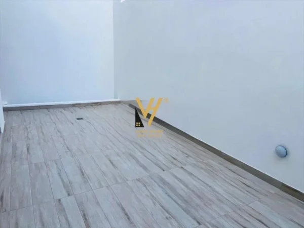 Tirane, jepet me qera apartament 1+1+Ballkon Kati 6, 90 m² 800 € (BLLOK)