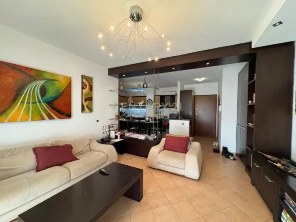 Tirane, shes apartament 2+1+Aneks+Ballkon Kati 5, 117 m² 285.000 € 