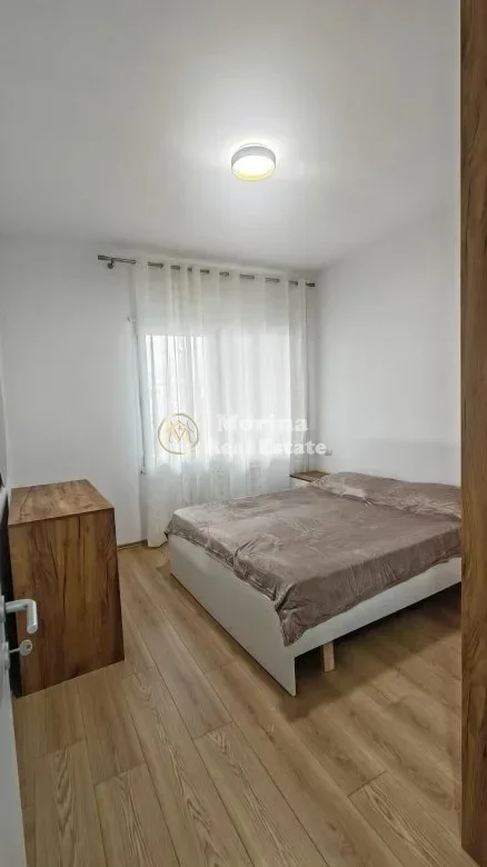 Tirane, jepet me qera apartament 1+1 Kati 5, 60 m² 450 € (Rrethrrotullimi i Shkozes)