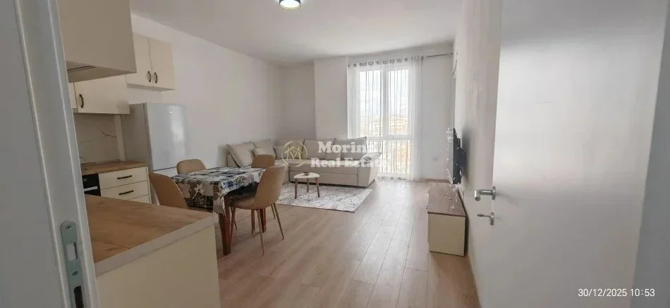 Tirane, jepet me qera apartament 1+1 Kati 5, 60 m² 450 € (Rrethrrotullimi i Shkozes)