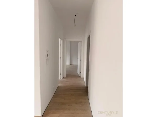 Tirane, shes apartament 2+1+Aneks+Ballkon Kati 6, 137 m² 230.000 € (Kompleksi Xheluks)