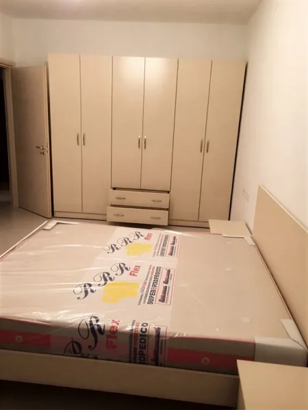 Tirane, jepet me qera apartament 2+1+Ballkon Kati 2, 113 m² 500 € (Astir)