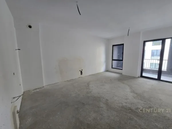 Tirane, shes apartament 1+1+Aneks+Ballkon Kati 4, 75 m² 157.000 € 