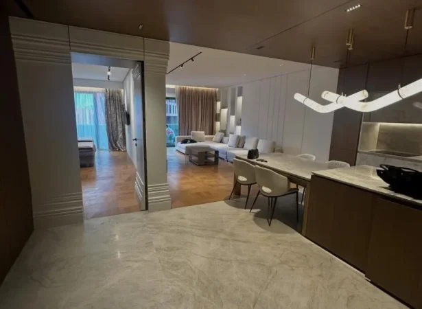 Tirane, shitet apartament 2+1 , 212 m² (RRUGA E ELBASANIT)