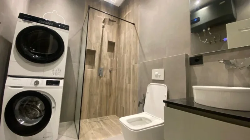 Tirane, jepet me qera apartament 1+1 Kati 1, 65 m² 700 € 