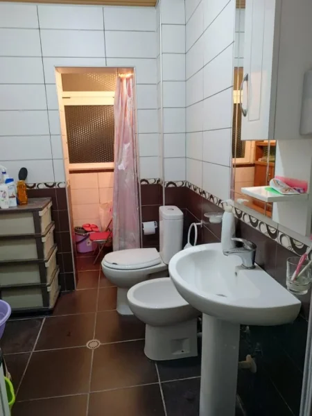 Tirane, shes apartament 2+1+Aneks Kati 4, 73 m² 128.000 € (Vasil Shanto)