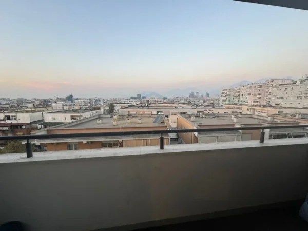 Tirane, shitet apartament 1+1+Ballkon Kati 6, 83 m² 215.000 € 