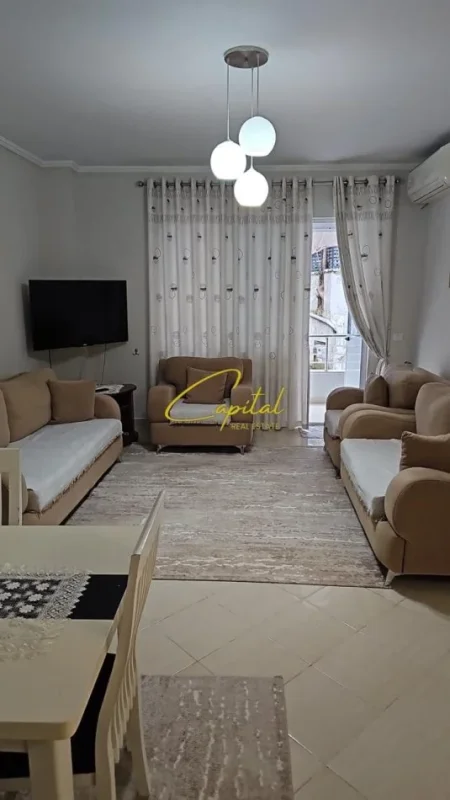 Tirane, jepet me qera apartament 2+1 Kati 2, 100 m² 600 € (KODRA E DIELLIT)