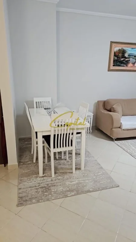 Tirane, jepet me qera apartament 2+1 Kati 2, 100 m² 600 € (KODRA E DIELLIT)