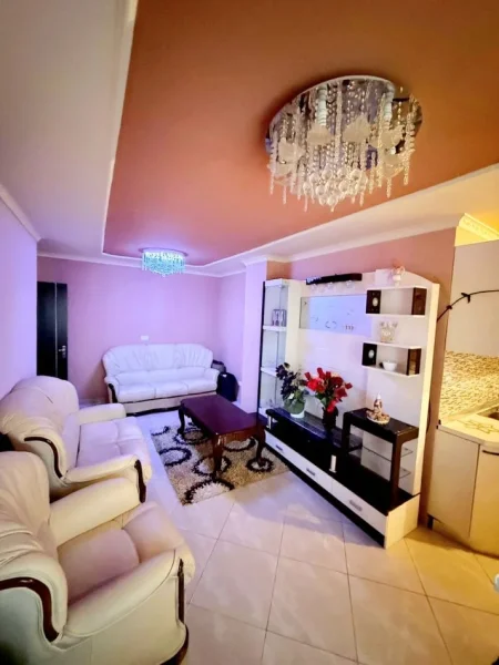 Kavaje, shitet apartament 1+1+Aneks+Ballkon Kati 5, 63 m² 52.900 € (Kavaje)