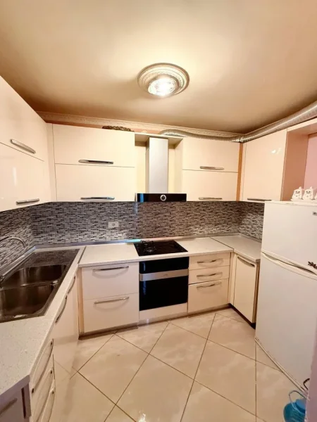 Kavaje, shitet apartament 1+1+Aneks+Ballkon Kati 5, 63 m² 52.900 € (Kavaje)