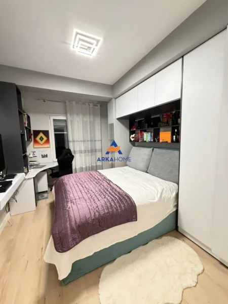 Tirane, shitet apartament duplex 2+1+Ballkon Kati 0, 117 m² 355.000 € 