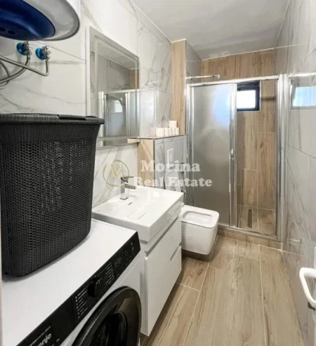 Tirane, jepet me qera apartament 2+1 Kati 3, 75 m² 750 € (Stadiumi Dinamo)