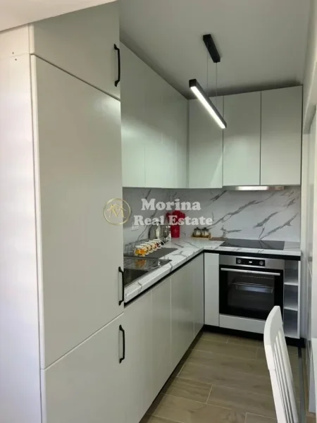 Tirane, jepet me qera apartament 2+1 Kati 3, 75 m² 750 € (Stadiumi Dinamo)