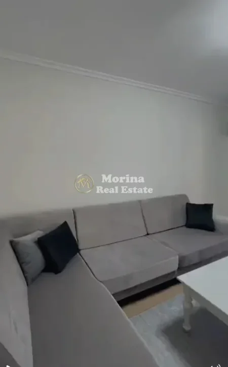 Tirane, jepet me qera apartament 2+1 Kati 3, 75 m² 750 € (Stadiumi Dinamo)