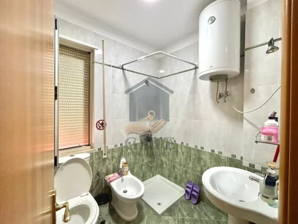 Durres, shitet apartament 1+1 Kati 4, 76 m² 90.000 € (Golem)