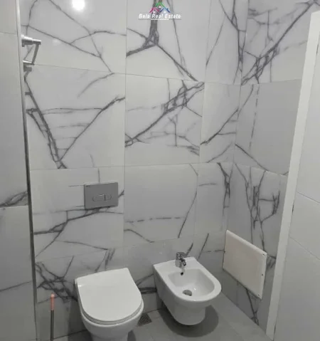 Tirane, jepet me qera apartament 1+1 Kati 7, 74 m² 470 € (astir)