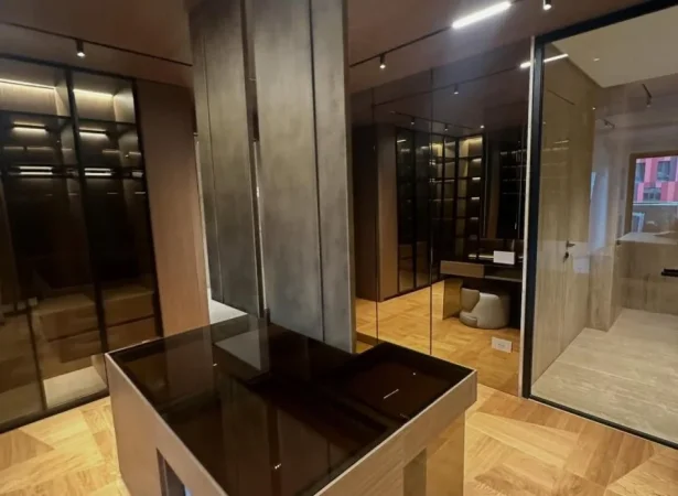 Tirane, shitet apartament 2+1+Ballkon Kati 7, 211 m² (Rruga e Elbasanit)