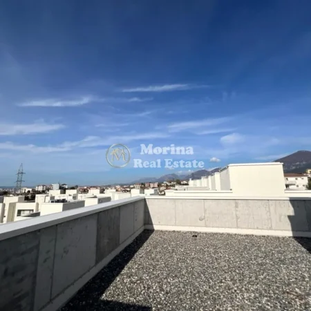 Tirane, jepet me qera Vile 4+1 Kati 0, 200 m² 1.200 € (Farke)