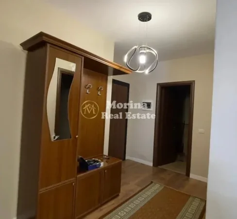 Tirane, jepet me qera apartament 2+1 Kati 6, 80 m² 600 € (Bulevardi i Ri)