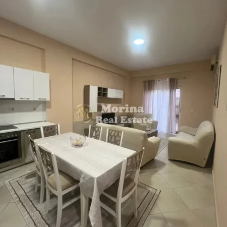 Tirane, jepet me qera apartament 1+1 Kati 1, 89 m² 400 € (Fresku)