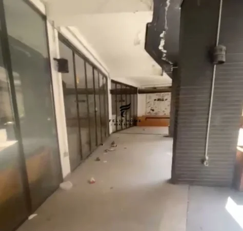 Tirane, shitet dyqan Kati 0, 1.000 m² 1.000.000 € (ASTIR)