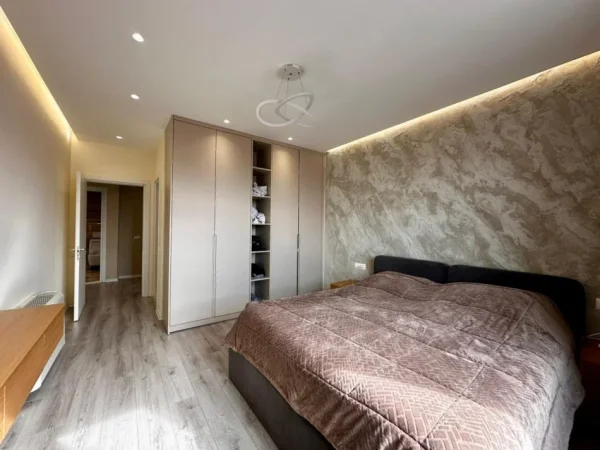 Tirane, shitet apartament 2+1 Kati 10, 117 m² 240.000 € (Yzberisht, Kompleksi Grand Gallery)