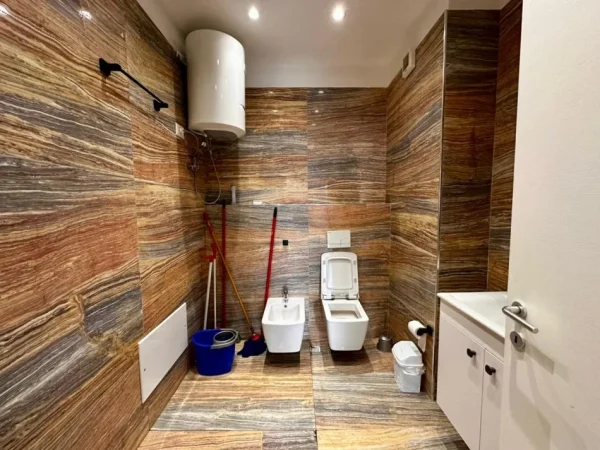 Tirane, shitet apartament 2+1 Kati 10, 117 m² 240.000 € (Yzberisht, Kompleksi Grand Gallery)