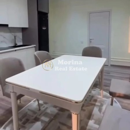 Tirane, jepet me qera apartament 1+1 Kati 3, 87 m² 1.300 € (Pazari i Ri)