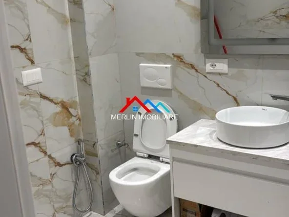 Tirane, jepet me qera zyre Kati 2, 60 m² 800 € (RRUGA JORDAN MISJA)