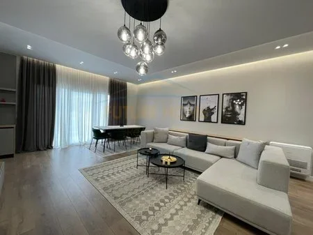 Tirane, jepet me qera 3+1+Ballkon Kati 1, 141 m² 1.500 € 