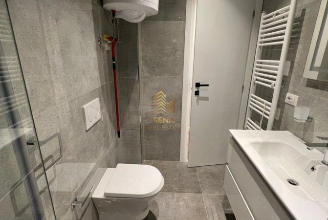 Tirane, jepet me qera apartament 2+1 Kati 7, 84 m² 700 € (Fusha e Aviacionit)