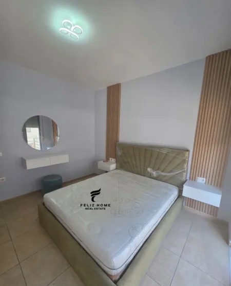 Tirane, jepet me qera apartament 1+1 Kati 2, 68 m² 500 € (5 MAJI)