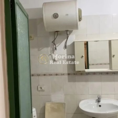 Tirane, jepet me qera garsonier Kati 1, 40 m² 240 € (Senatoriumi)