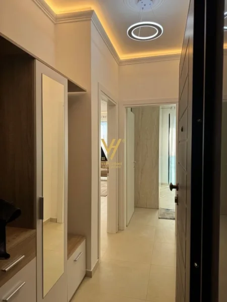 Tirane, jepet me qera apartament 1+1+Ballkon Kati 4, 76 m² 520 € (ISH SHESHI SHQIPONJA)