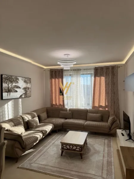 Tirane, jepet me qera apartament 1+1+Ballkon Kati 4, 76 m² 520 € (ISH SHESHI SHQIPONJA)