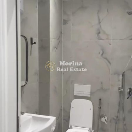 Tirane, jepet me qera garsonier Kati 4, 35 m² 400 € (Rruga 5 Maji)