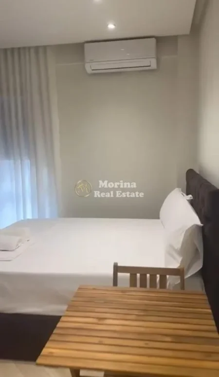 Tirane, jepet me qera garsonier Kati 4, 35 m² 400 € (Rruga 5 Maji)